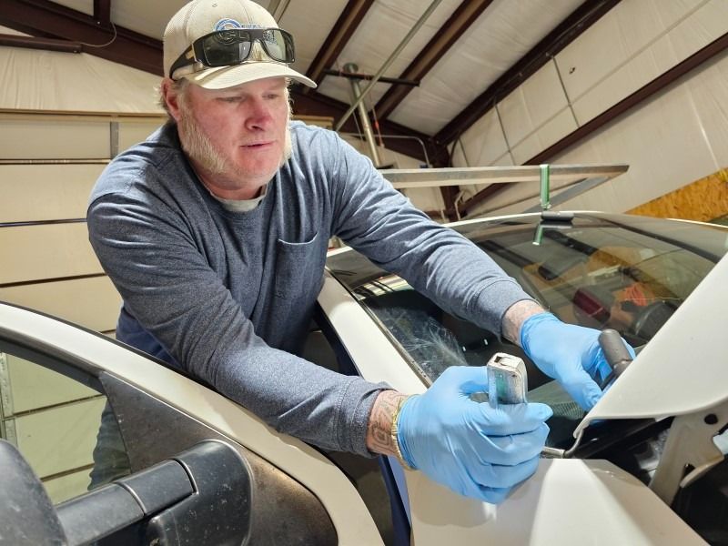 fleet auto glass repair windshield repair free chip repairs az  